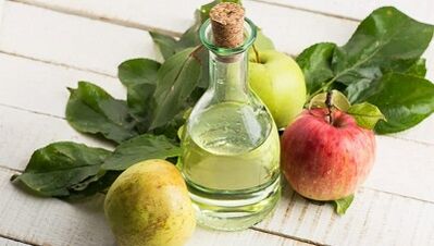 Entfernung von Papillomen mit Essig